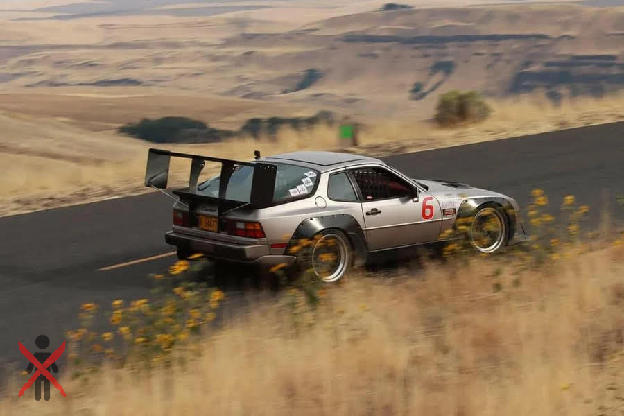 Porsche 944